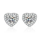 Clous d'oreilles scintillants en moissanite
