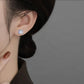 Clous d'oreilles scintillants en moissanite