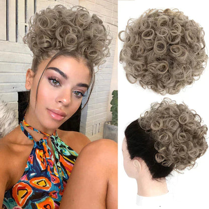 Chignon court bouclé avec cordon de serrage élastique